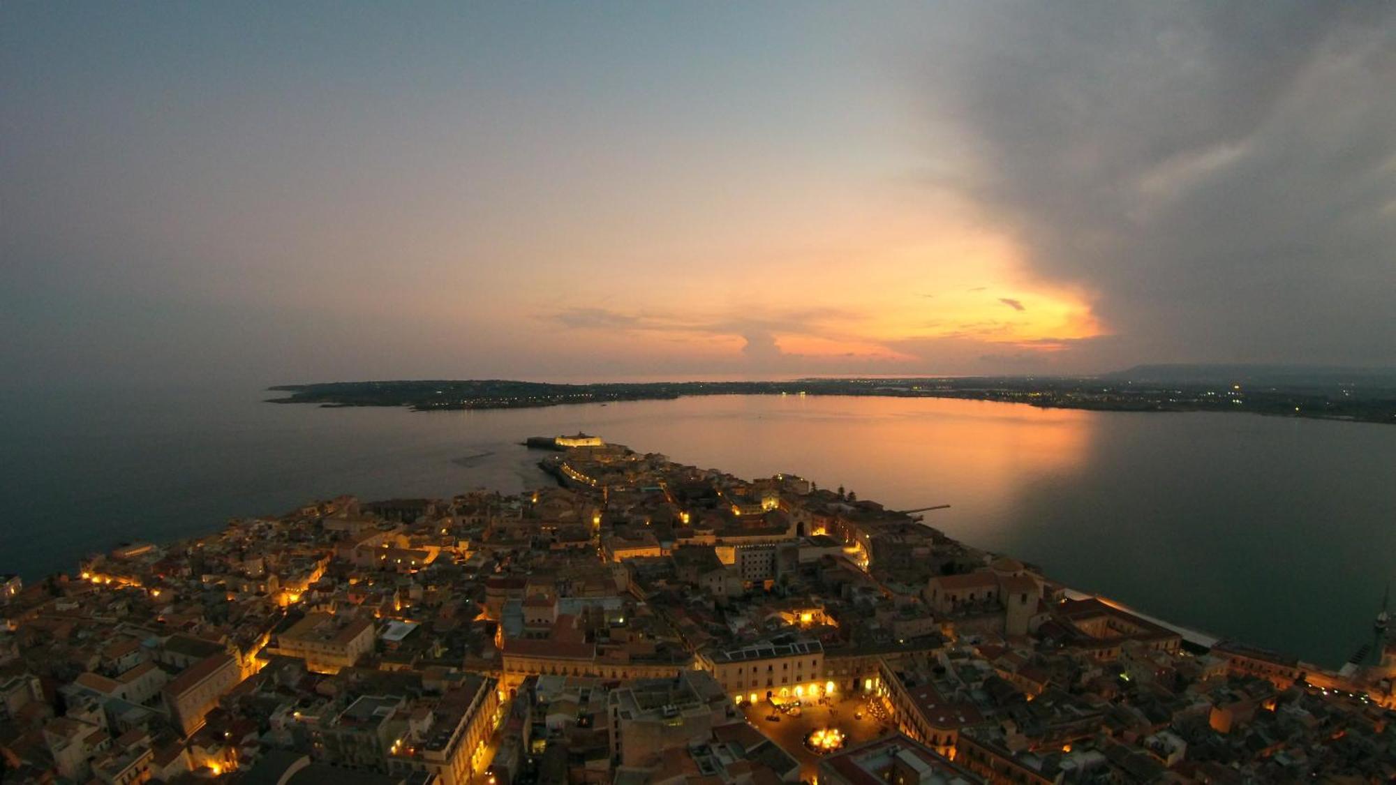 Balcony In Giudecca By Ortigia Apartments Syracuse Luaran gambar
